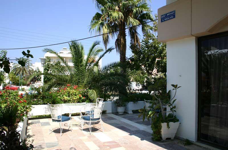 Olgas Paradise Aparthotel 3*