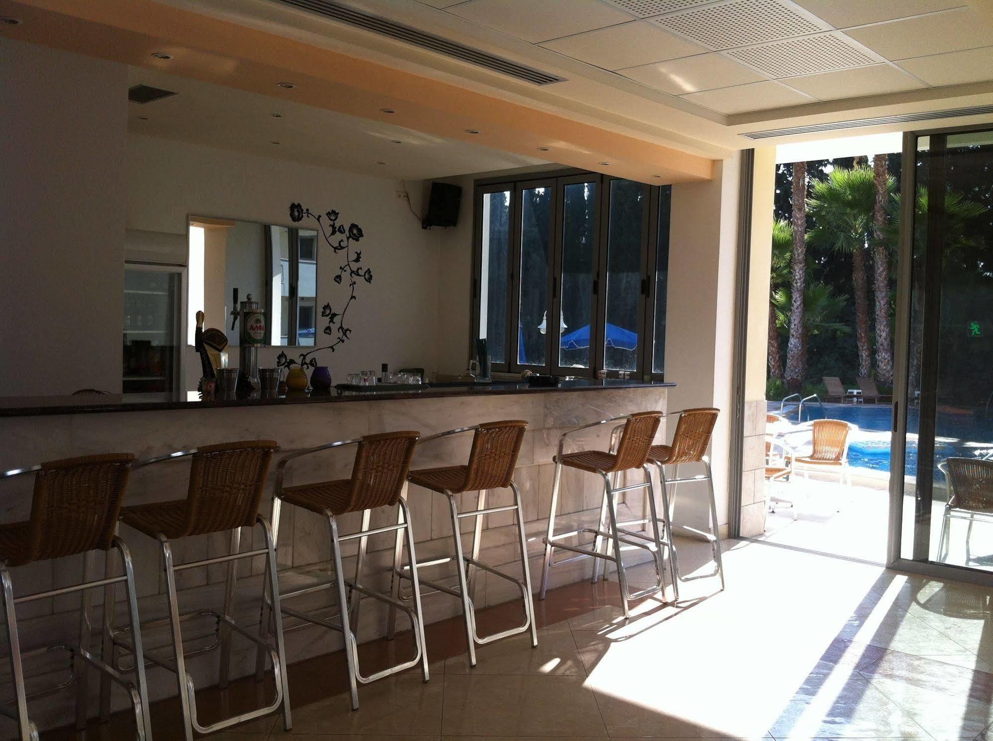 Olgas Paradise Aparthotel